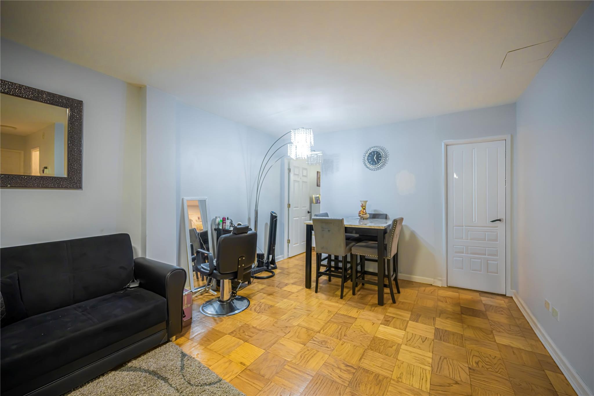 #6 photo, 53-11 90 Street, クイーンズ区 Elmhurst , NY 11373