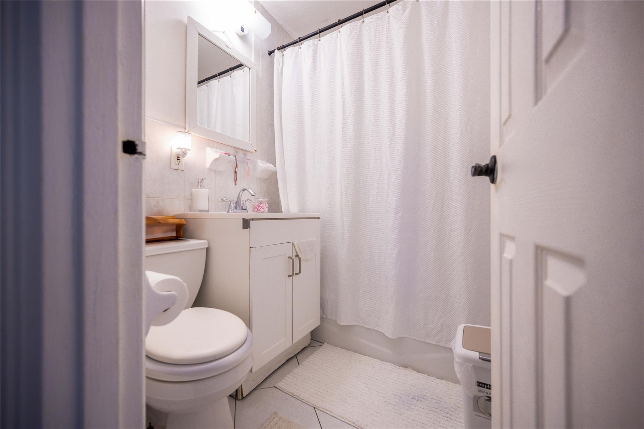 #7 photo, 53-11 90 Street, クイーンズ区 Elmhurst , NY 11373