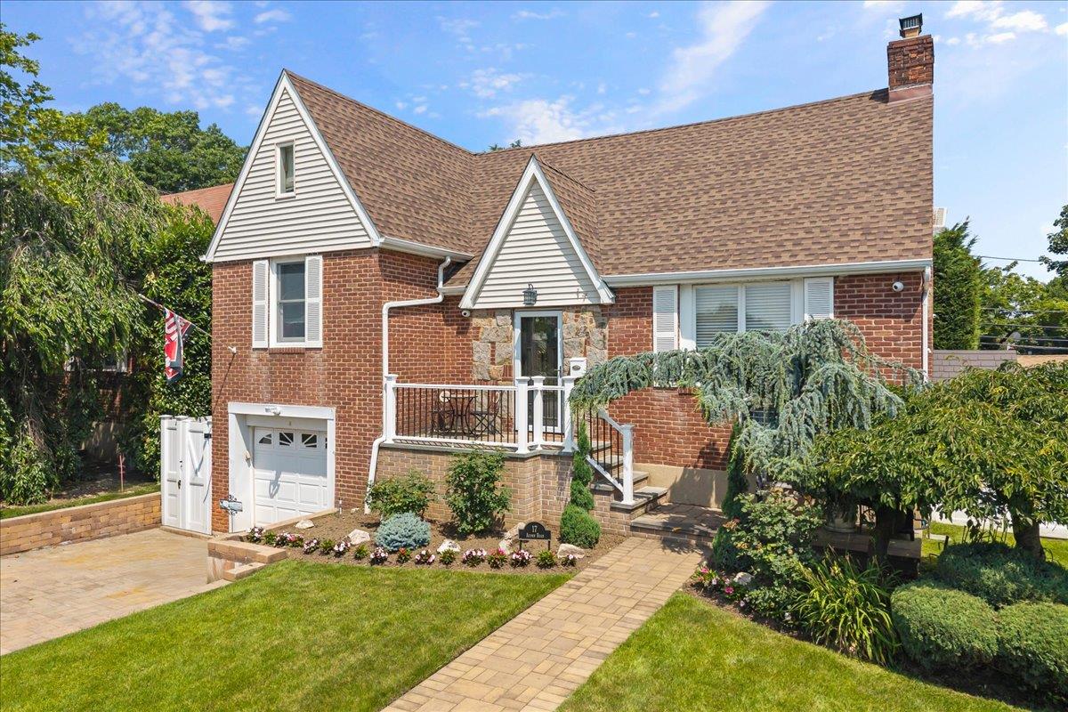 #2 photo, 17 Acorn Road, ナッソー郡 East Rockaway , NY 11518