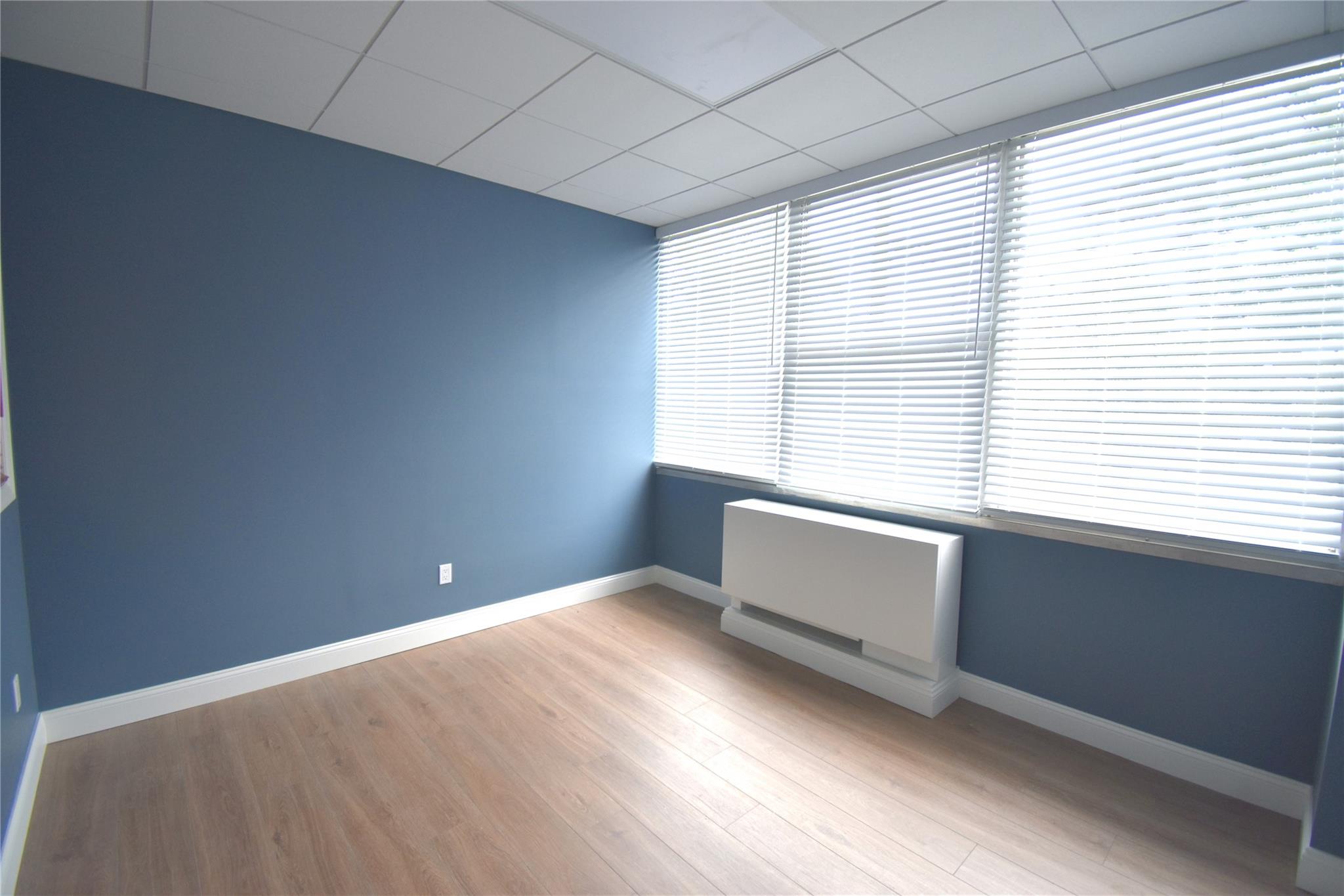 #2 photo, 226 7th Street, ナッソー郡 Garden City , NY 11530