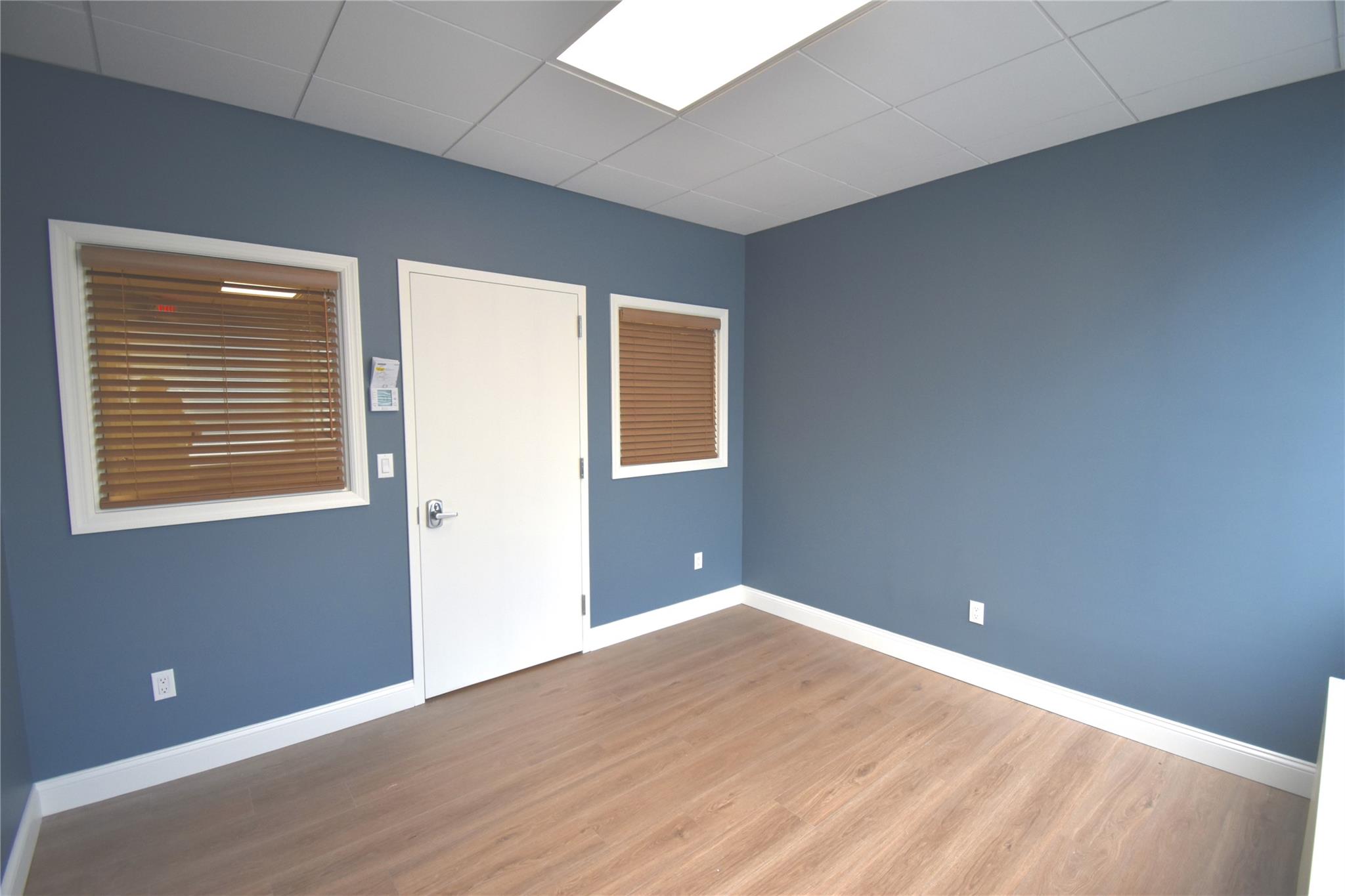 #3 photo, 226 7th Street, ナッソー郡 Garden City , NY 11530