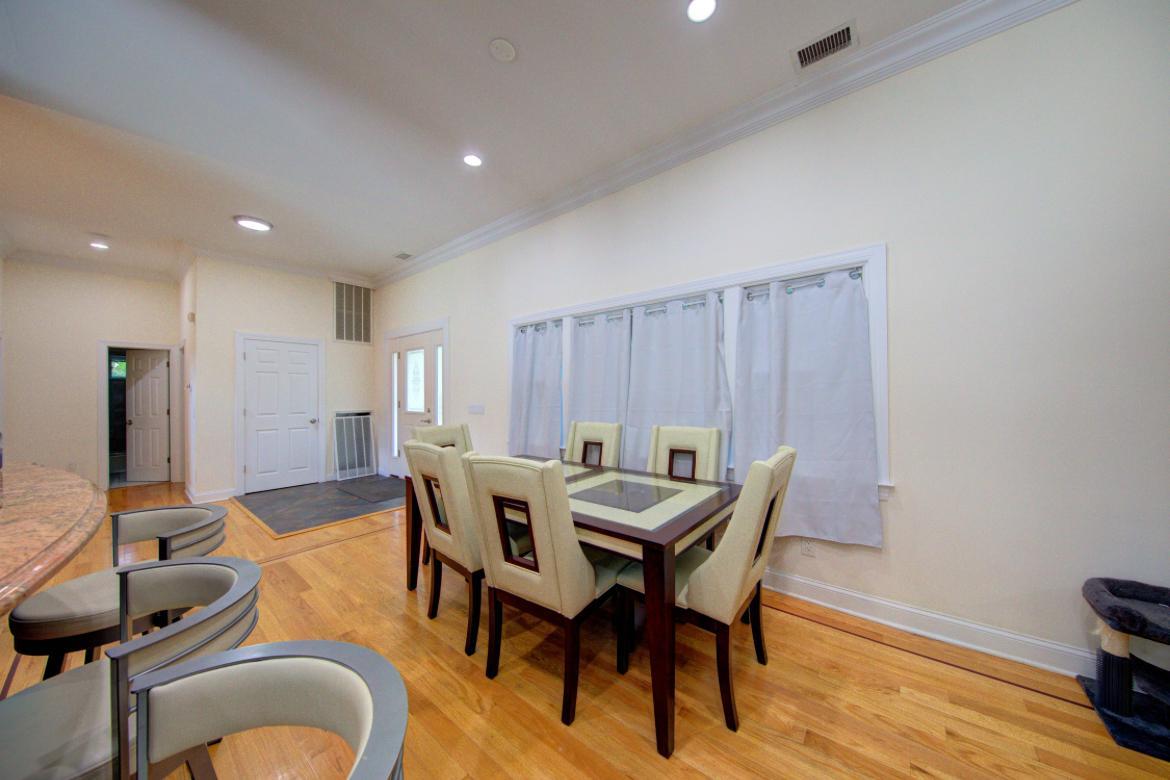 #10 photo, 97 Chestnut Street, サフォーク郡 Mount Sinai , NY 11766