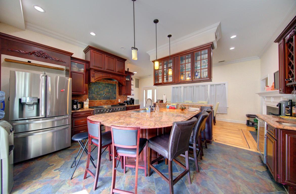 #6 photo, 97 Chestnut Street, サフォーク郡 Mount Sinai , NY 11766