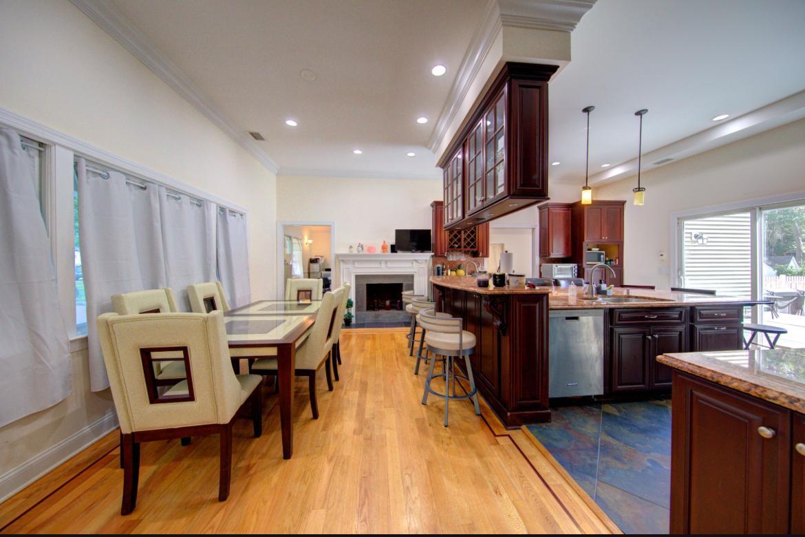 #8 photo, 97 Chestnut Street, サフォーク郡 Mount Sinai , NY 11766