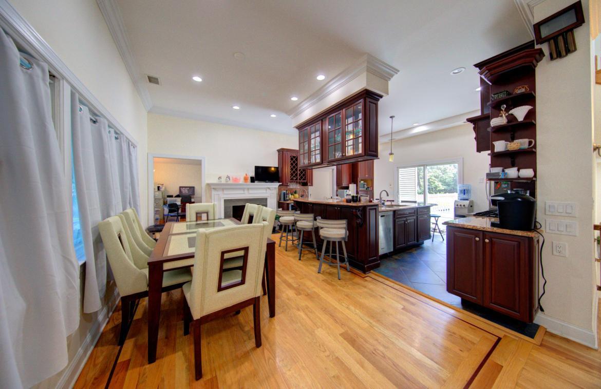 #9 photo, 97 Chestnut Street, サフォーク郡 Mount Sinai , NY 11766