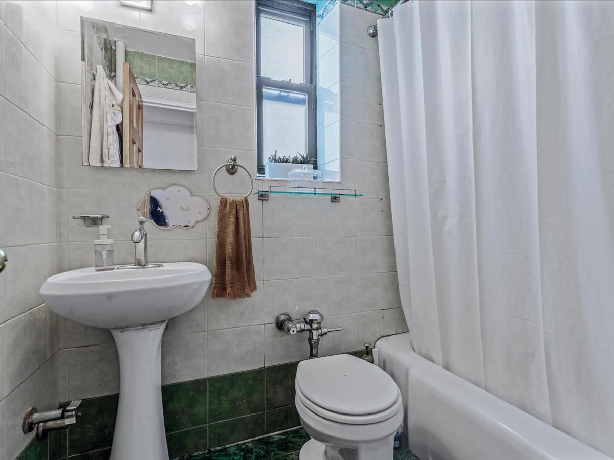 #10 photo, 102-12 65th Avenue, Forest Hills , NY 11375