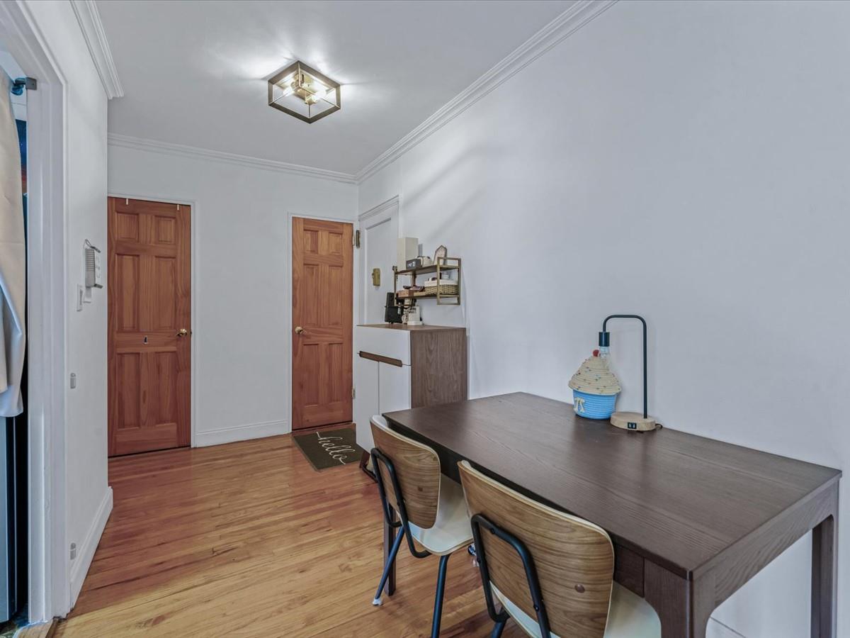 #5 photo, 102-12 65th Avenue, Forest Hills , NY 11375