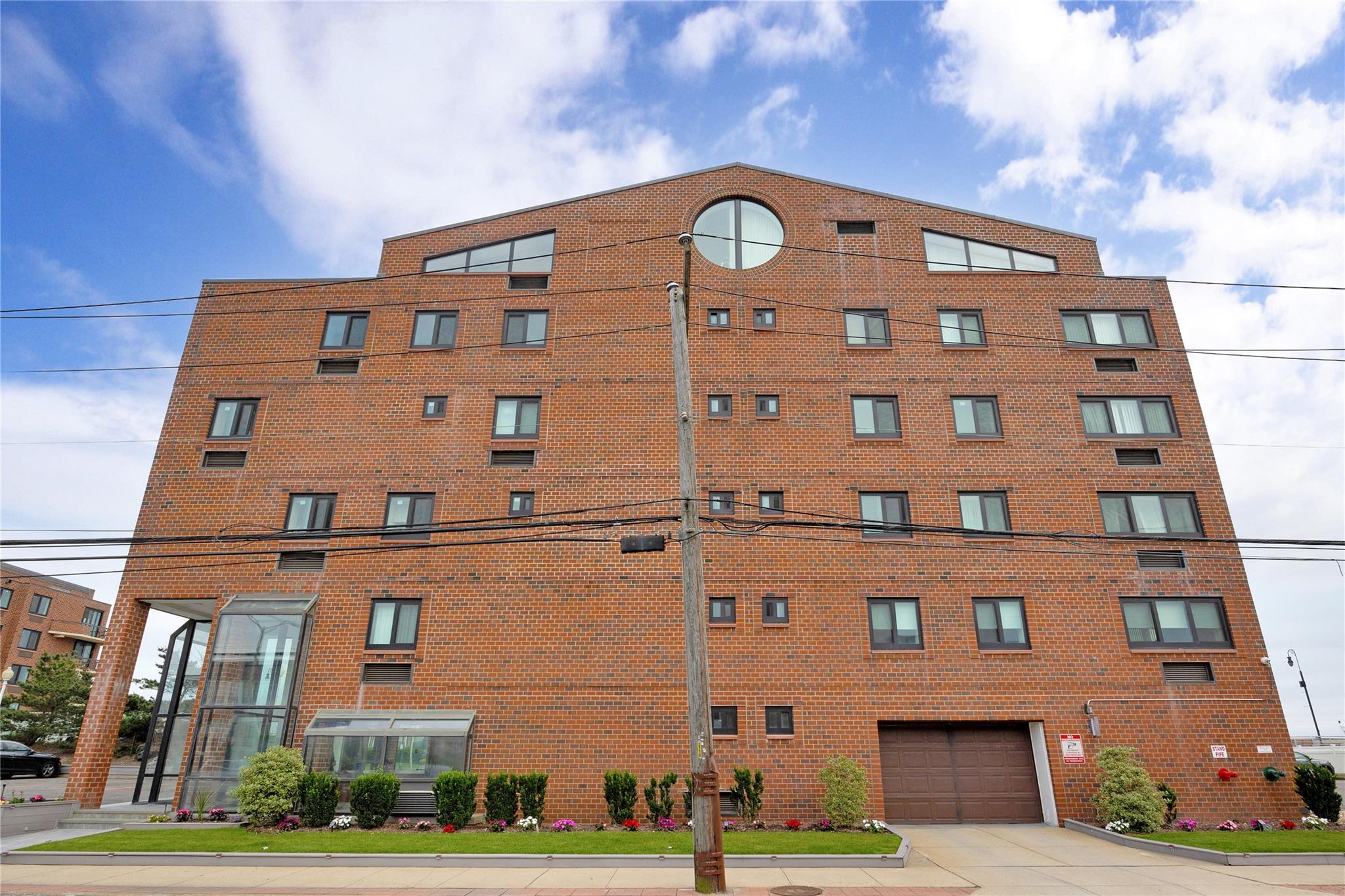 #2 photo, 750 Broadway, ナッソー郡 Long Beach , NY 11561