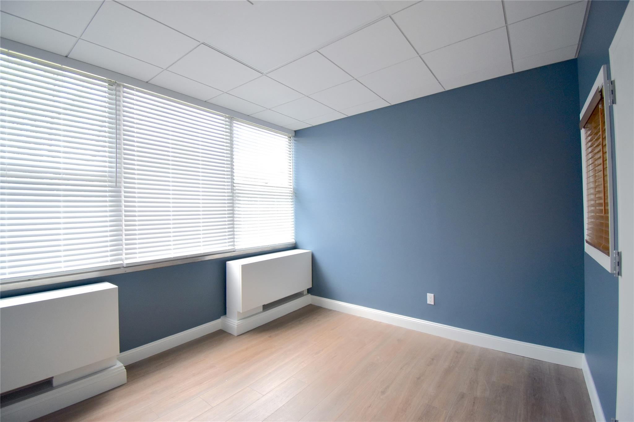 #2 photo, 226 7th Street, ナッソー郡 Garden City , NY 11530