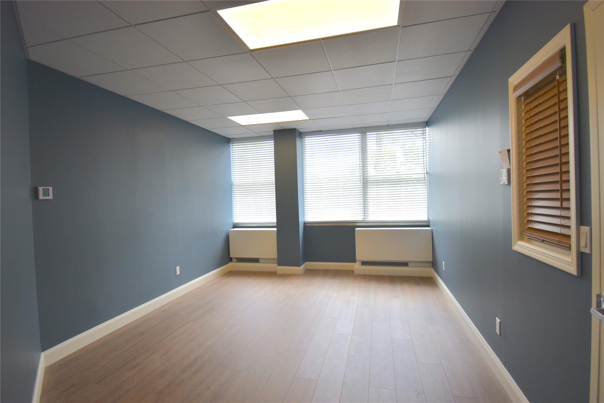 #2 photo, 226 7th Street, ナッソー郡 Garden City , NY 11530