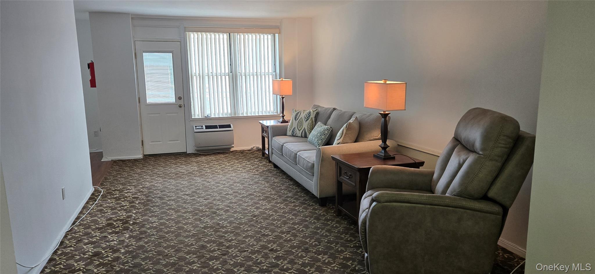 #11 photo, 68-20 Selfridge Street, クイーンズ区 Forest Hills , NY 11375