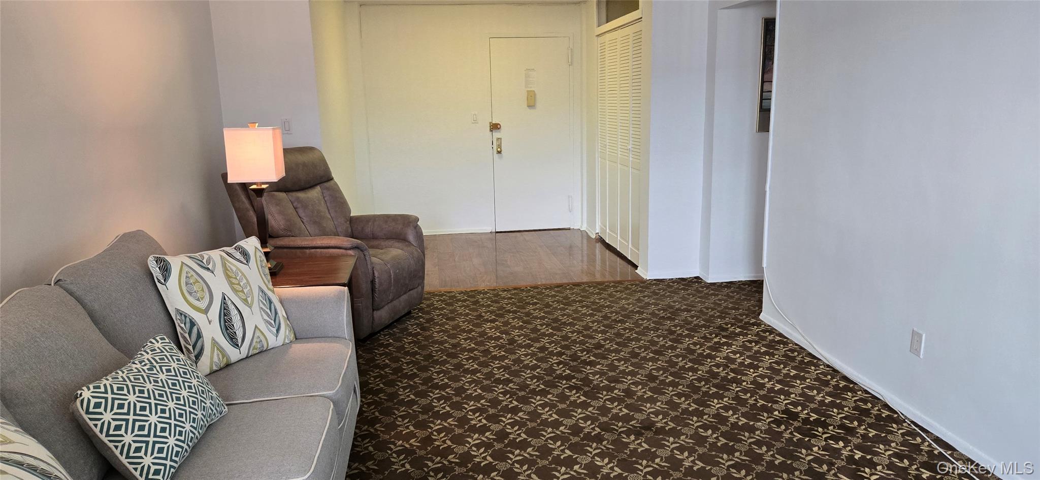 #13 photo, 68-20 Selfridge Street, クイーンズ区 Forest Hills , NY 11375