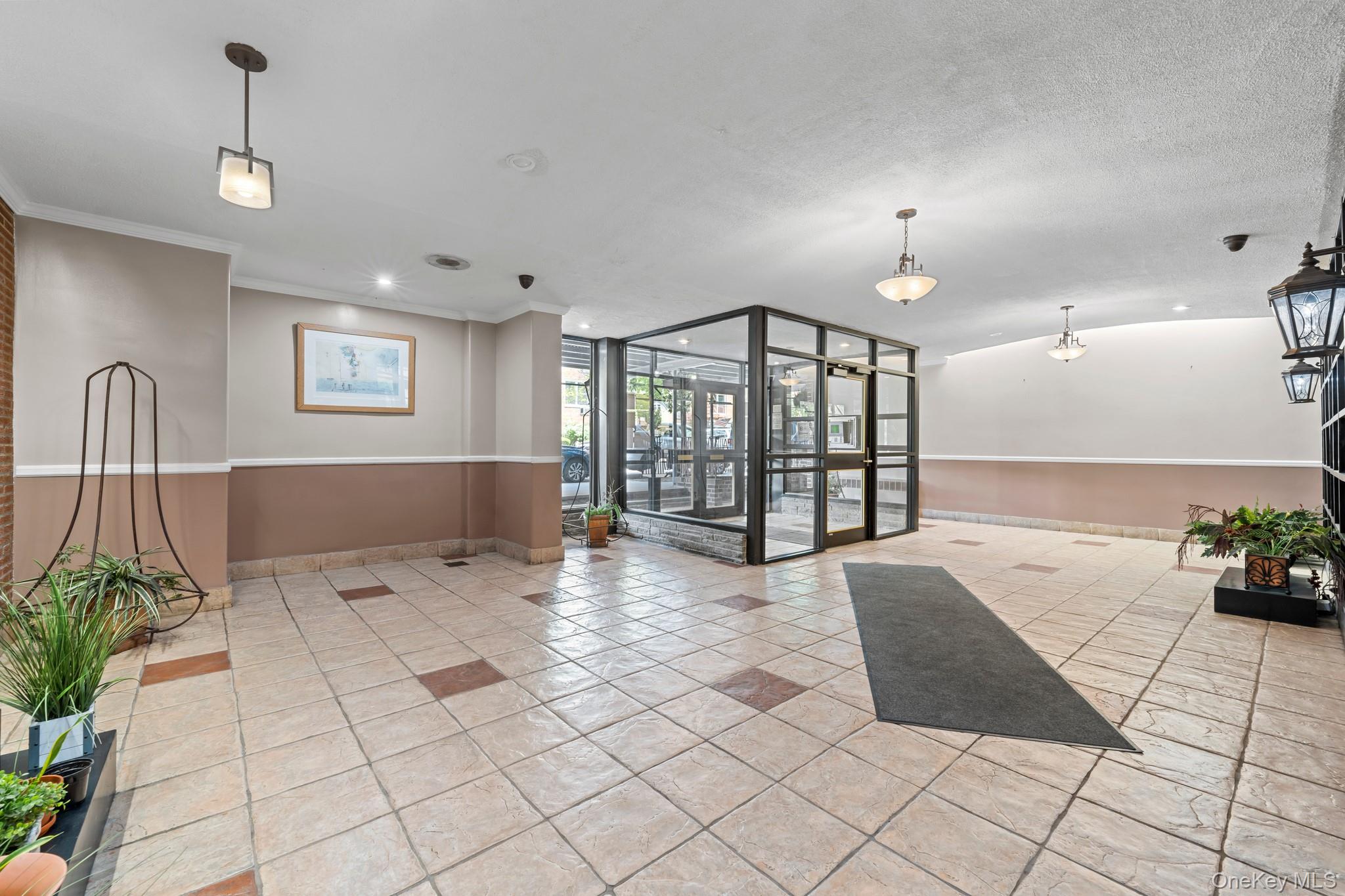 #5 photo, 68-20 Selfridge Street, クイーンズ区 Forest Hills , NY 11375