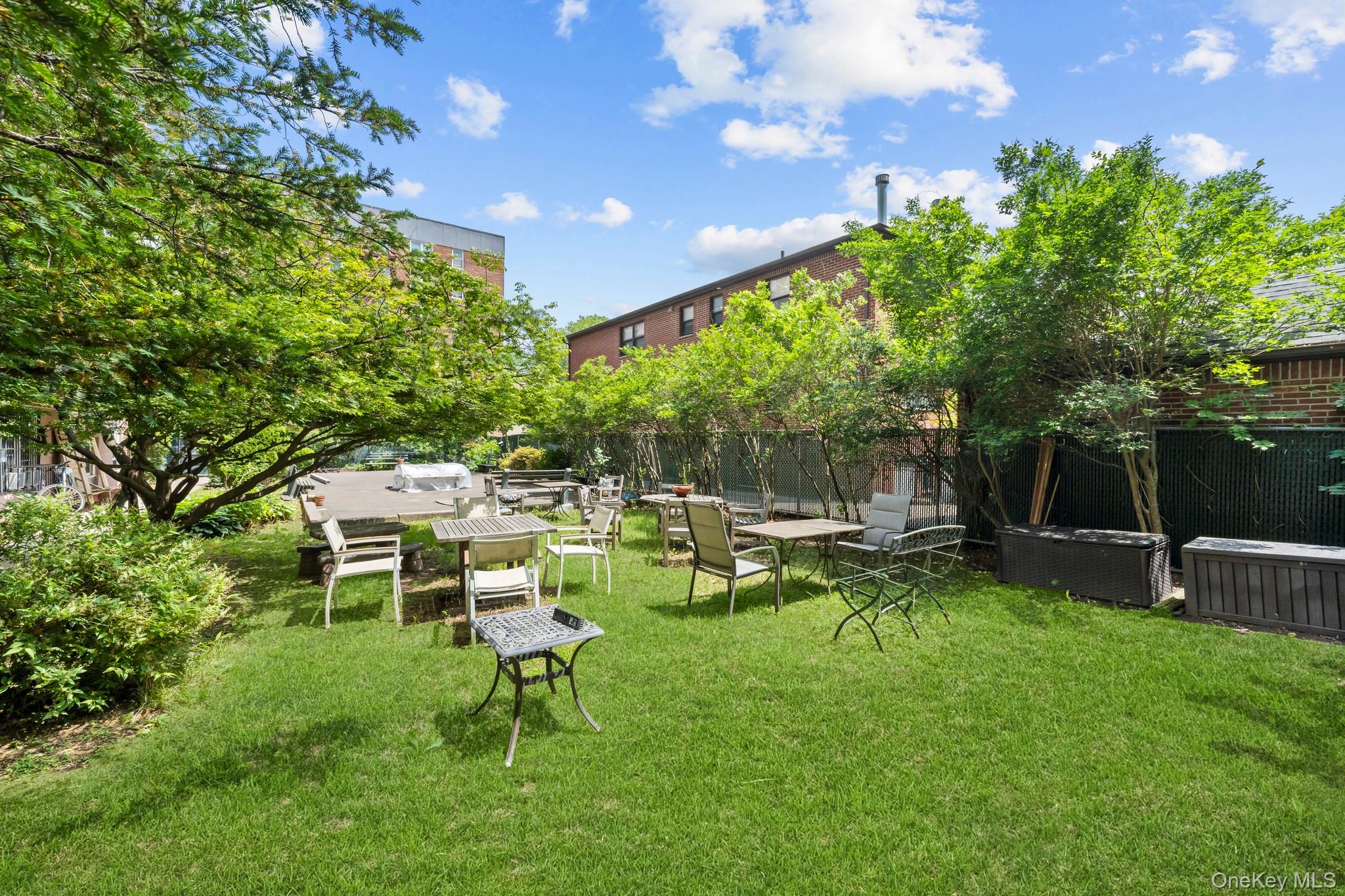 #7 photo, 68-20 Selfridge Street, クイーンズ区 Forest Hills , NY 11375