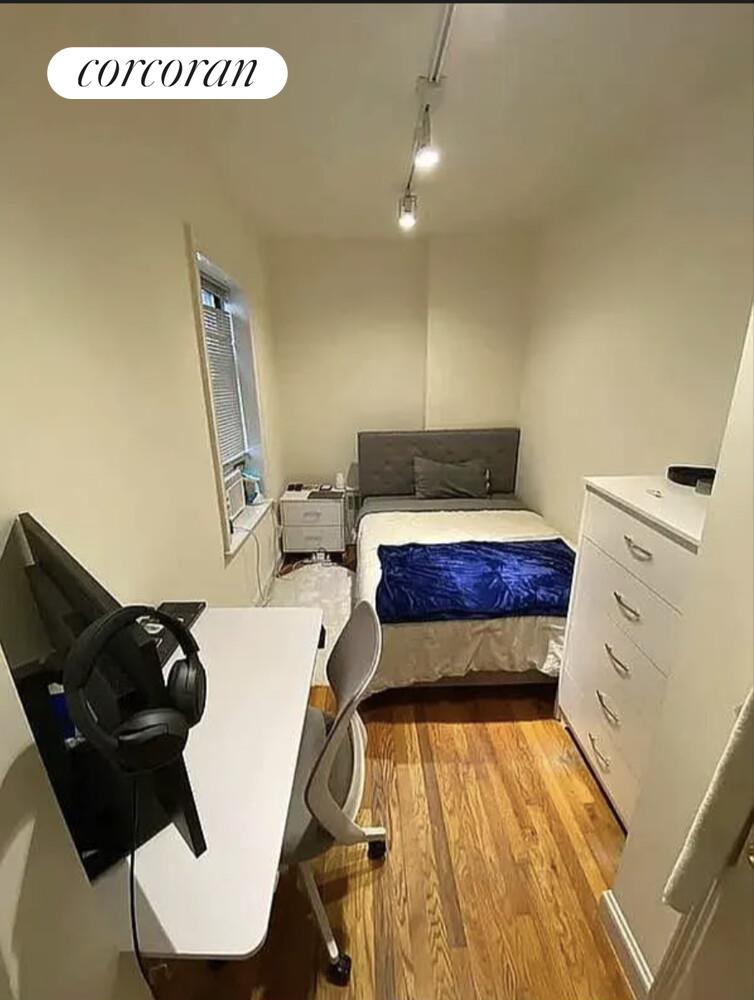 #2 photo, New York City, 曼哈頓 东村区 East Village , NY 10009