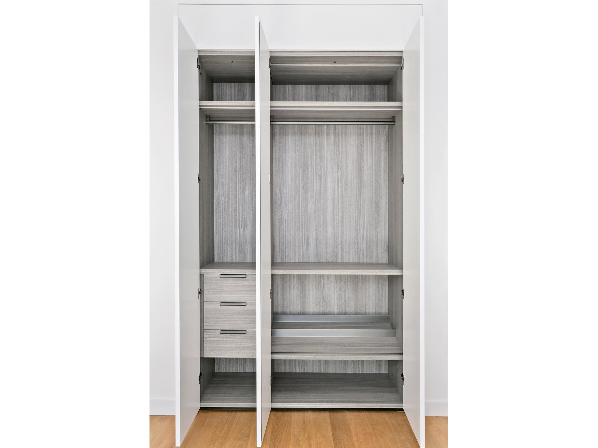 #6 photo, 32 E 1ST Street, マンハッタン East Village , NY 10003