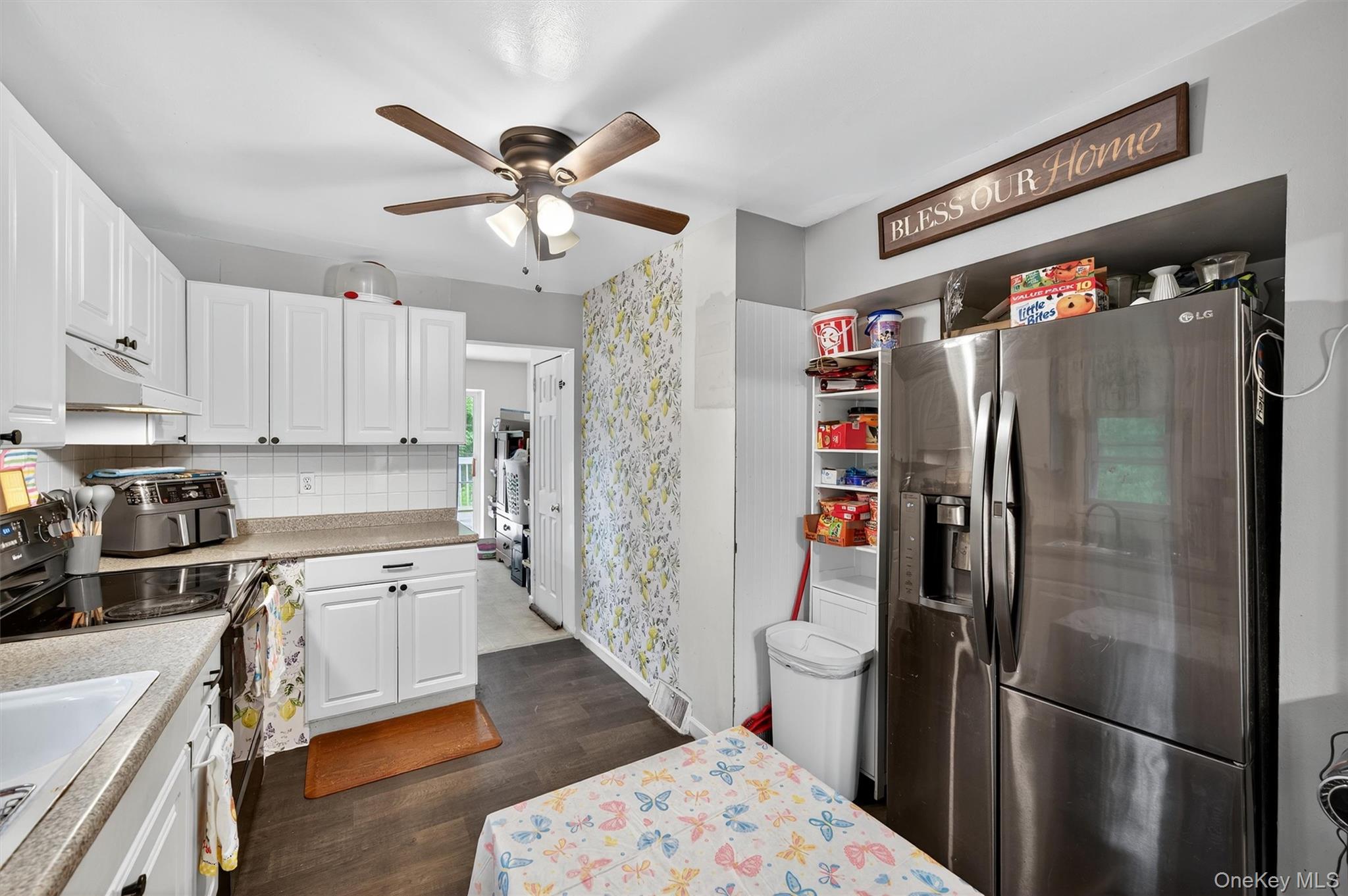 #10 photo, 8 First Street, 紐約州 Godeffroy , NY 12729