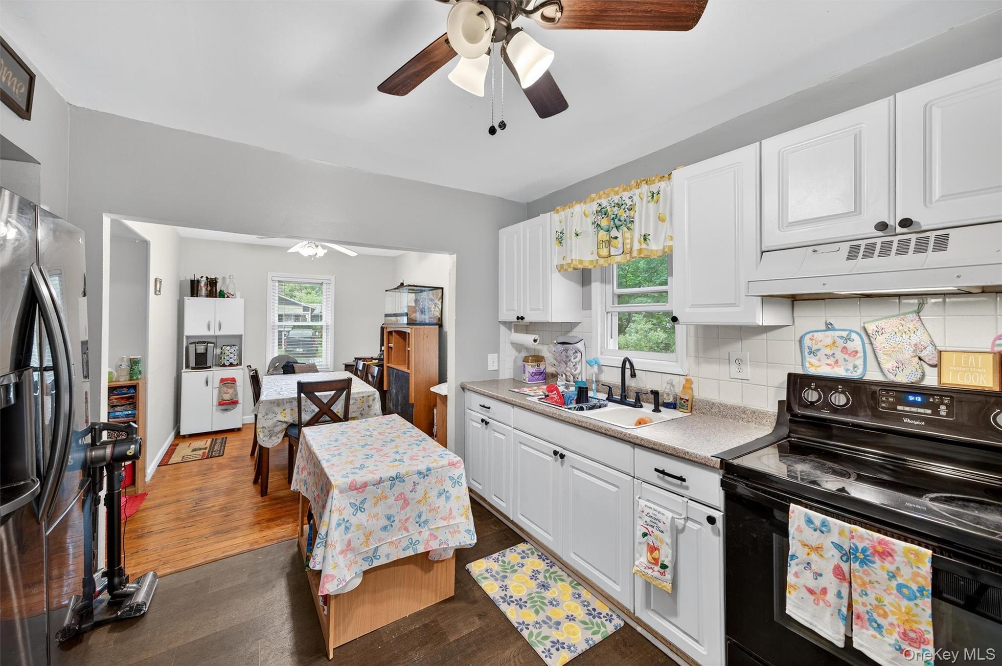 #12 photo, 8 First Street, 紐約州 Godeffroy , NY 12729