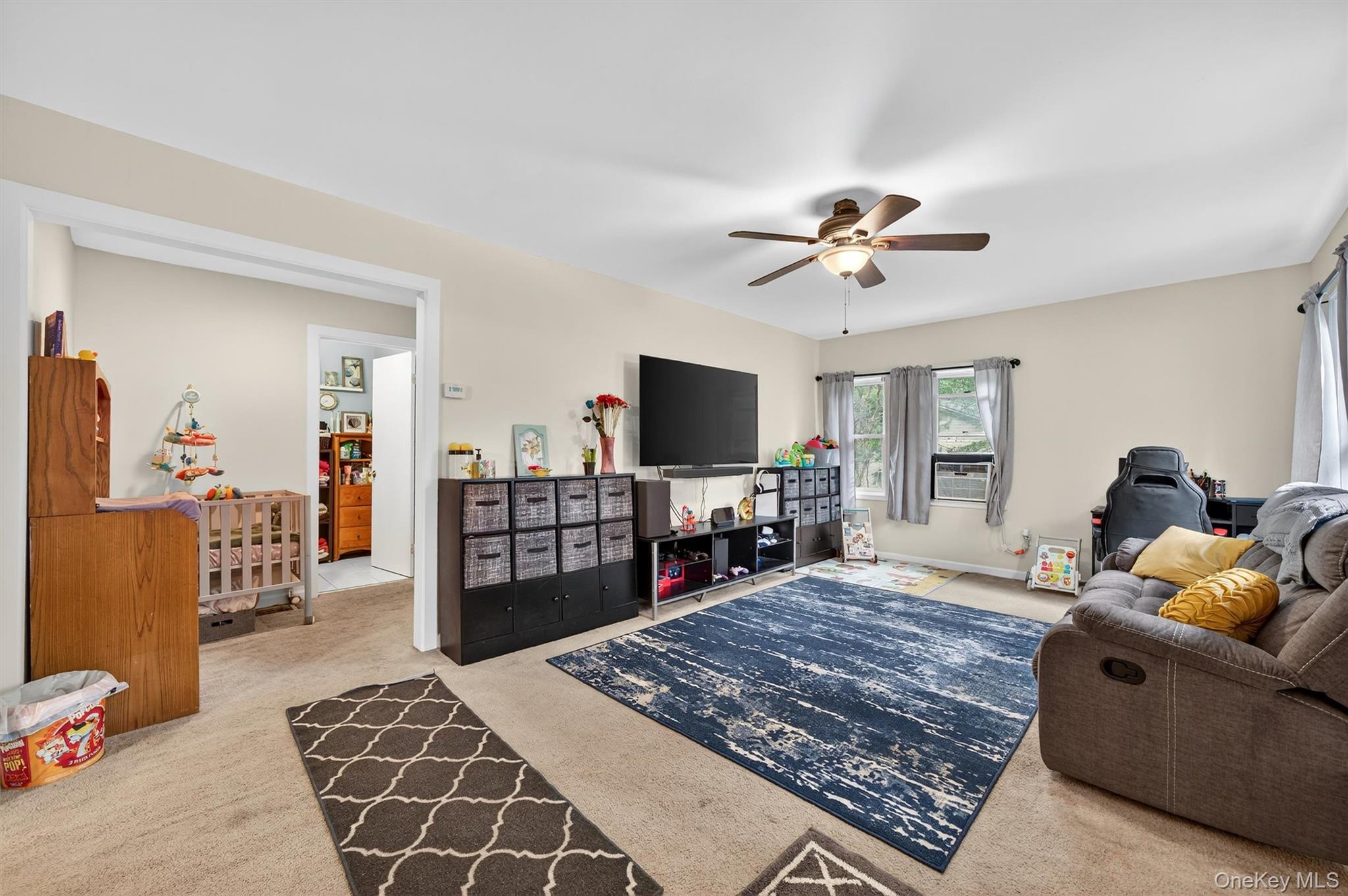 #3 photo, 8 First Street, 紐約州 Godeffroy , NY 12729