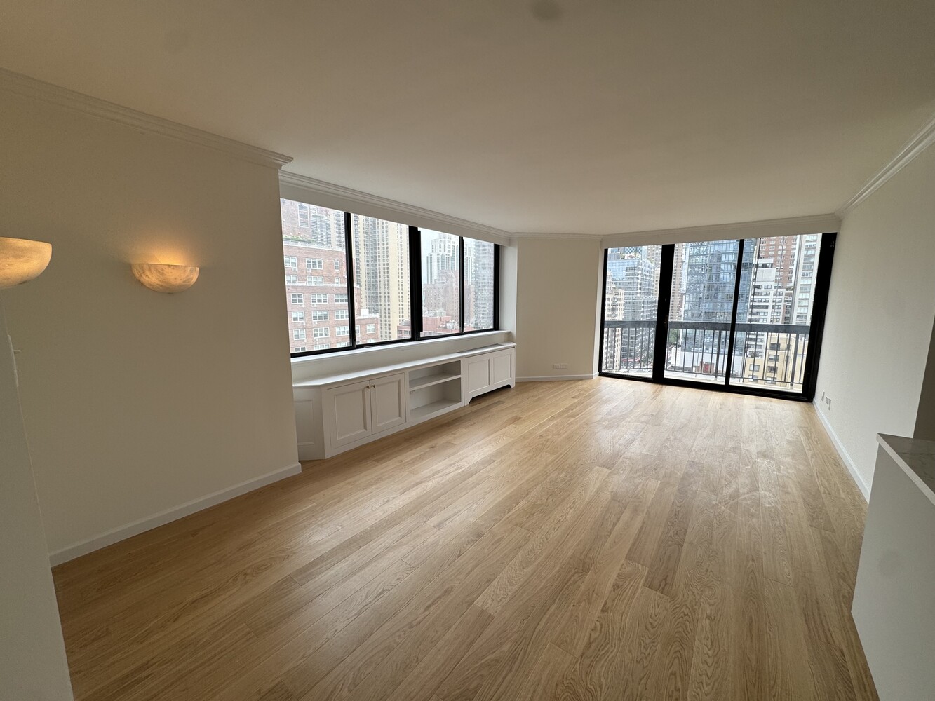 #1 photo, 330 E 75TH Street, マンハッタン Lenox Hill , NY 10021