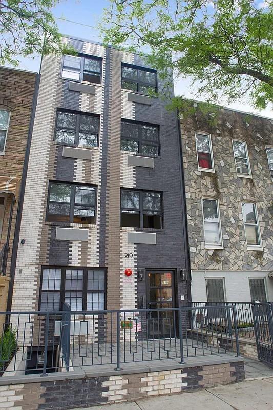 #18 photo, 219 Weirfield Street, ブルックリン区 Brooklyn , NY 11221