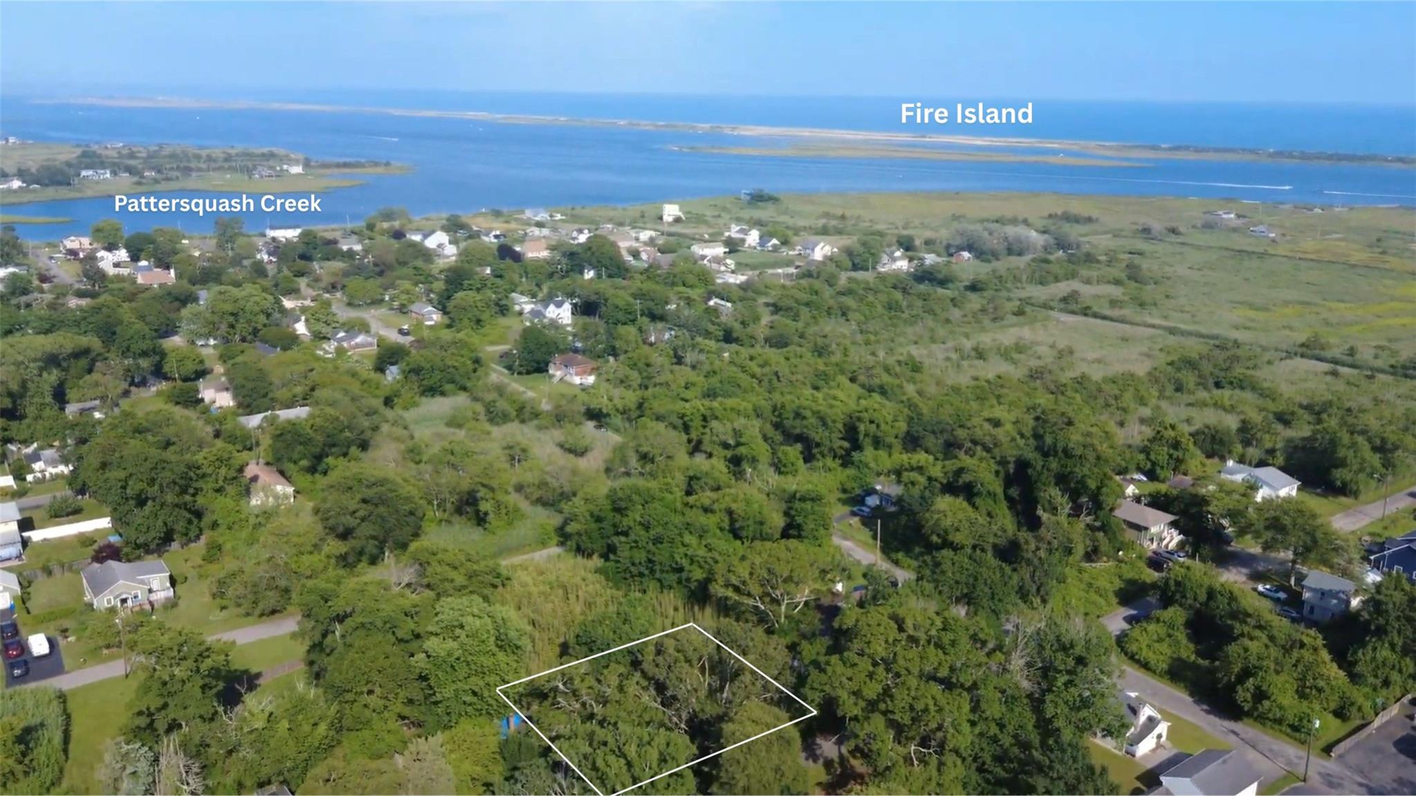 #2 photo, Montauk Drive, サフォーク郡 Mastic Beach , NY 11951