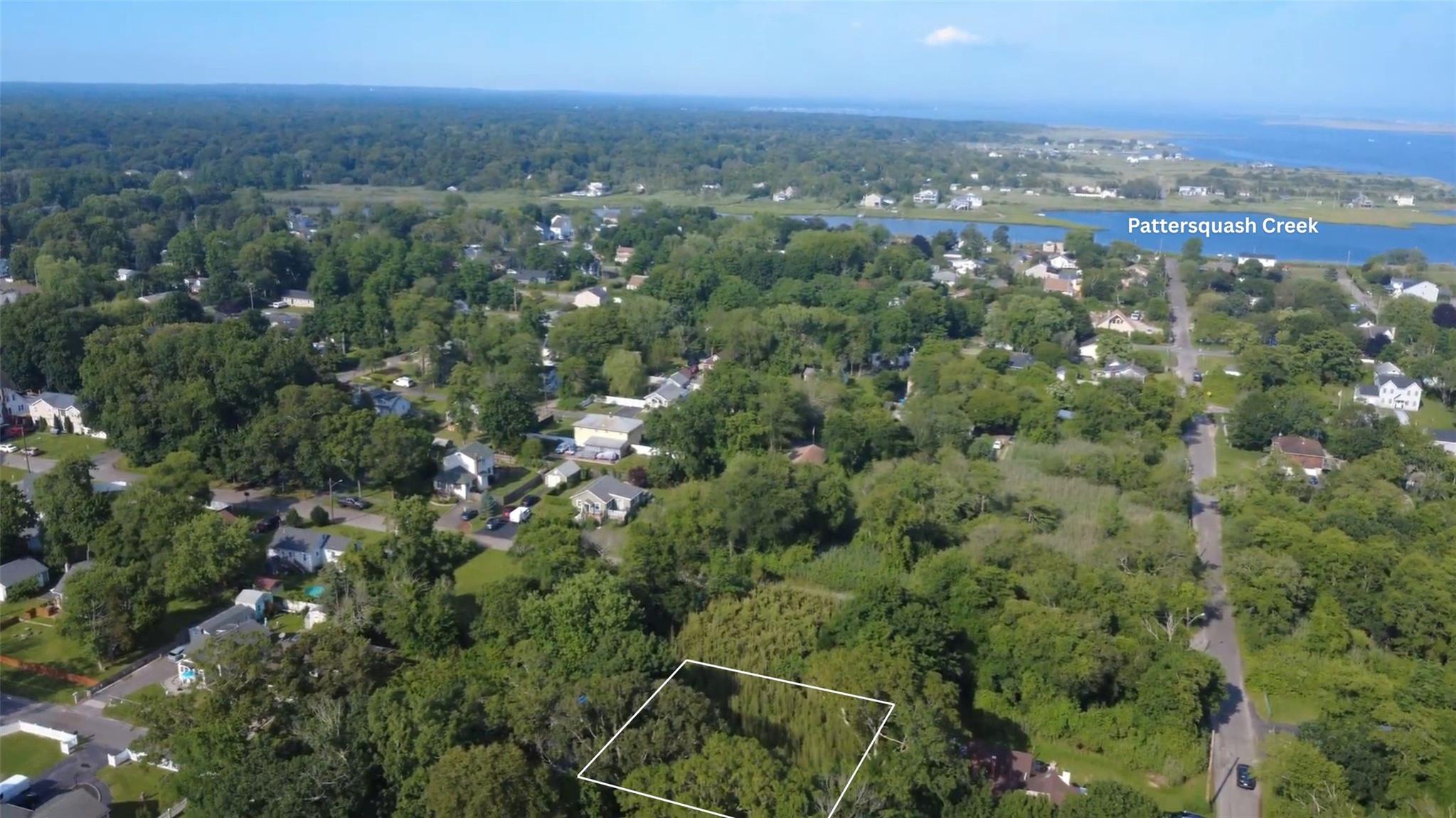 #3 photo, Montauk Drive, サフォーク郡 Mastic Beach , NY 11951