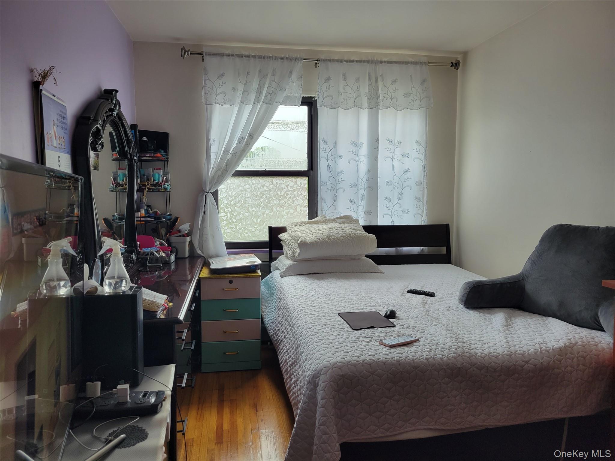 #10 photo, 79-15 Kneeland Avenue, クイーンズ区 Elmhurst , NY 11373