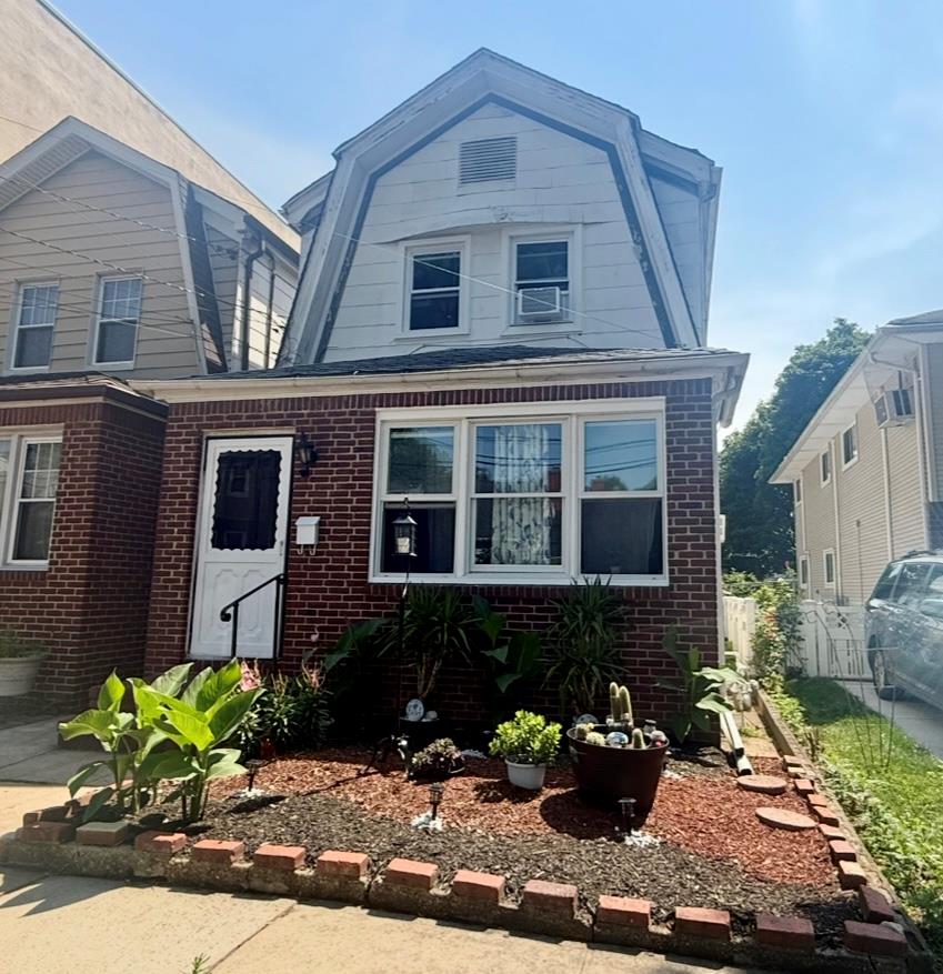 #1 photo, 15 Depan Avenue, Floral Park , NY 11001