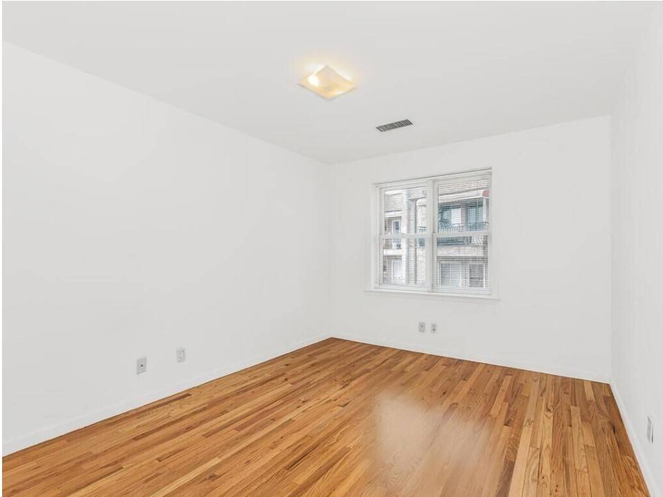 #15 photo, 3251 Riverdale Ave, ブロンクス区 Kingsbridge , NY 10463