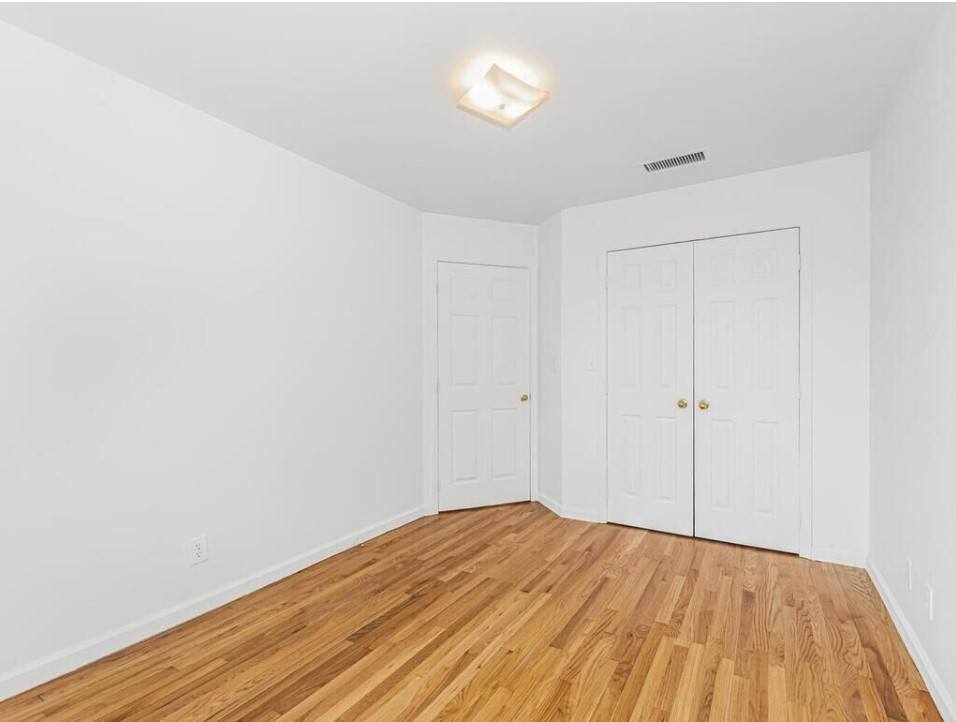 #16 photo, 3251 Riverdale Ave, ブロンクス区 Kingsbridge , NY 10463