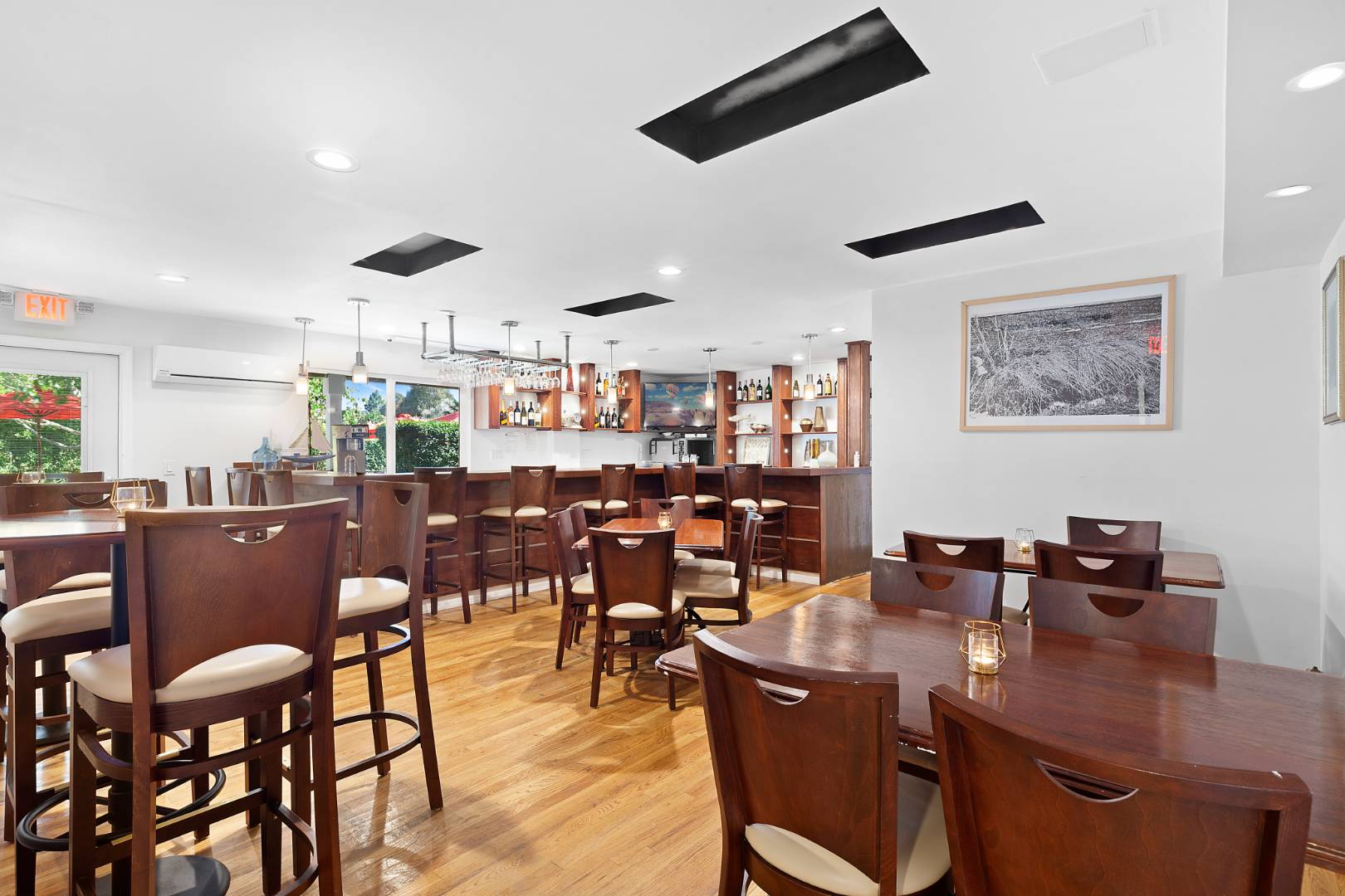 #11 photo, 1655 County Road 39, サフォーク郡 Southampton , NY 11968