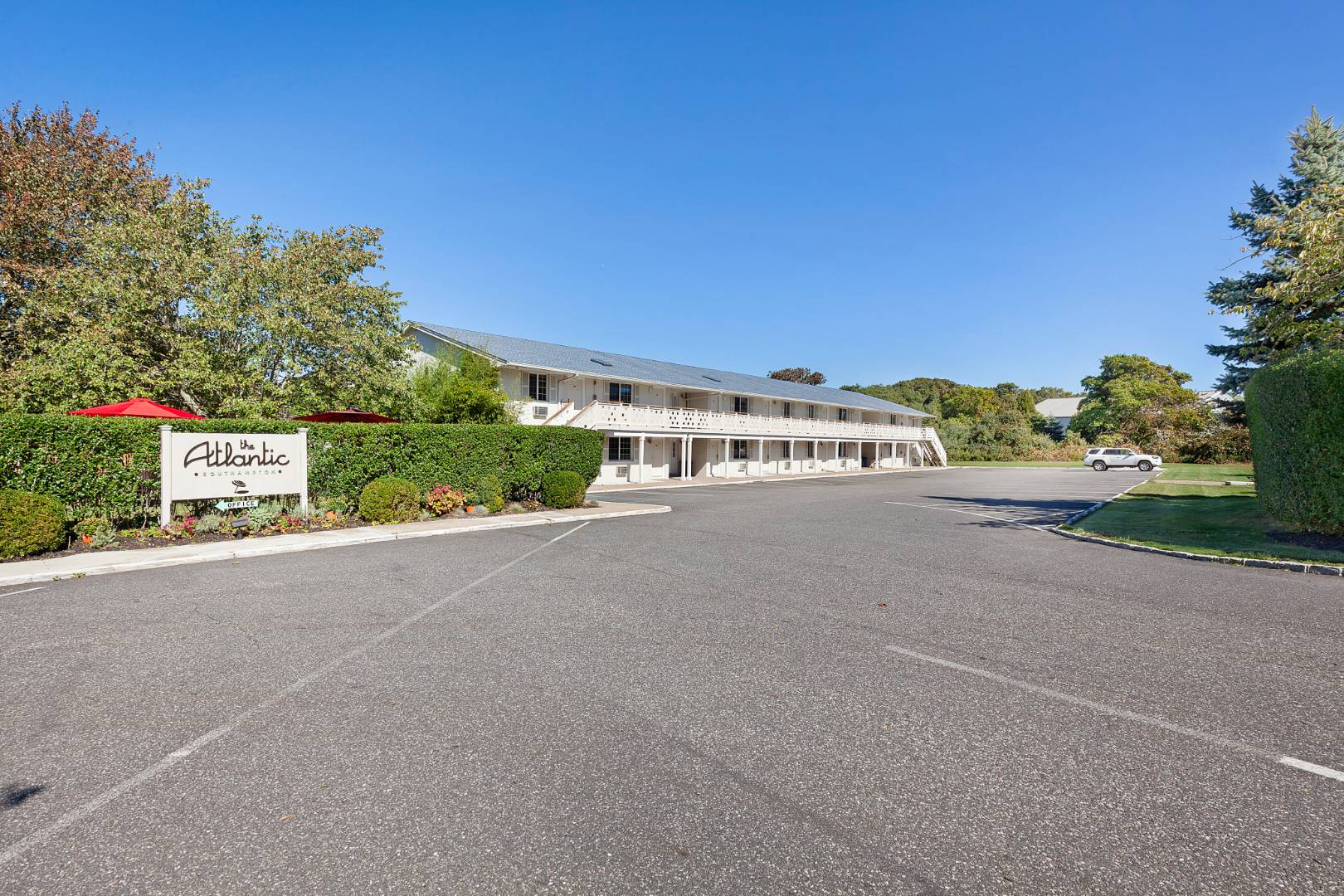 #2 photo, 1655 County Road 39, サフォーク郡 Southampton , NY 11968