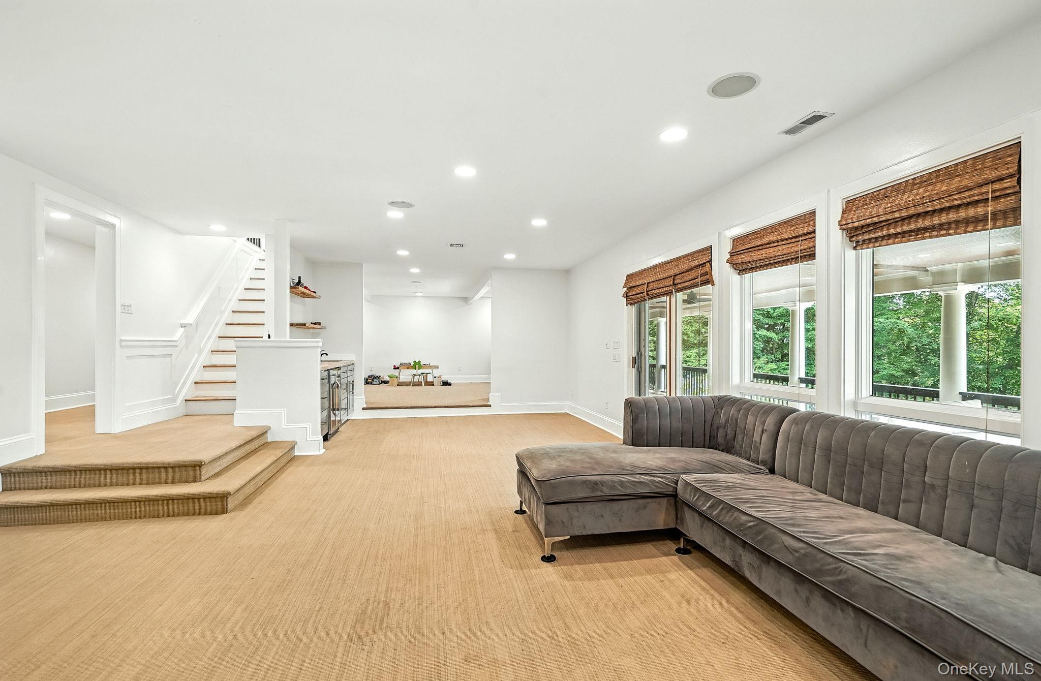 #15 photo, 6 EATON Lane, Scarsdale , NY 10583