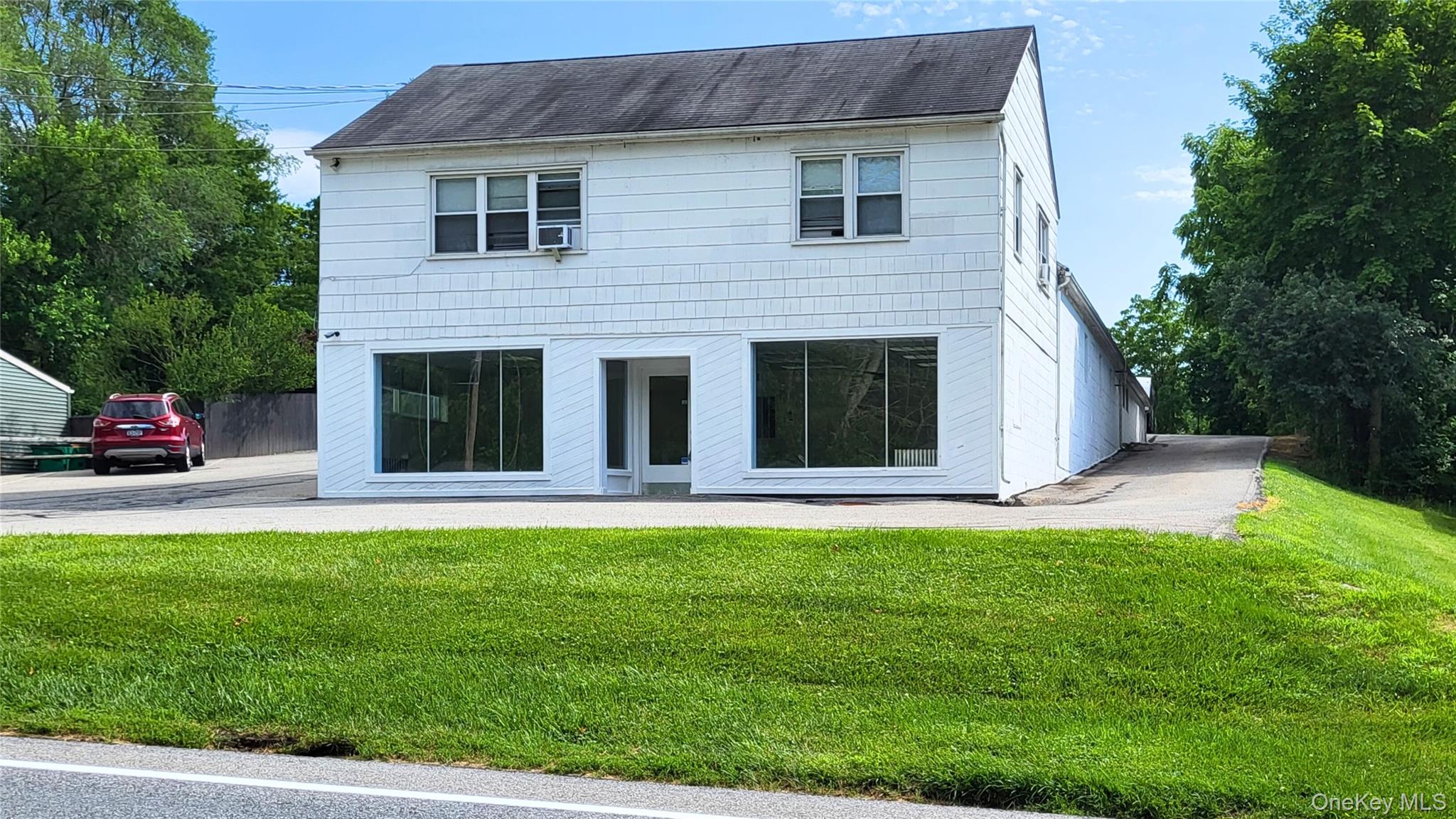 #4 photo, 73-75 West Road, Pleasant Valley , NY 12569