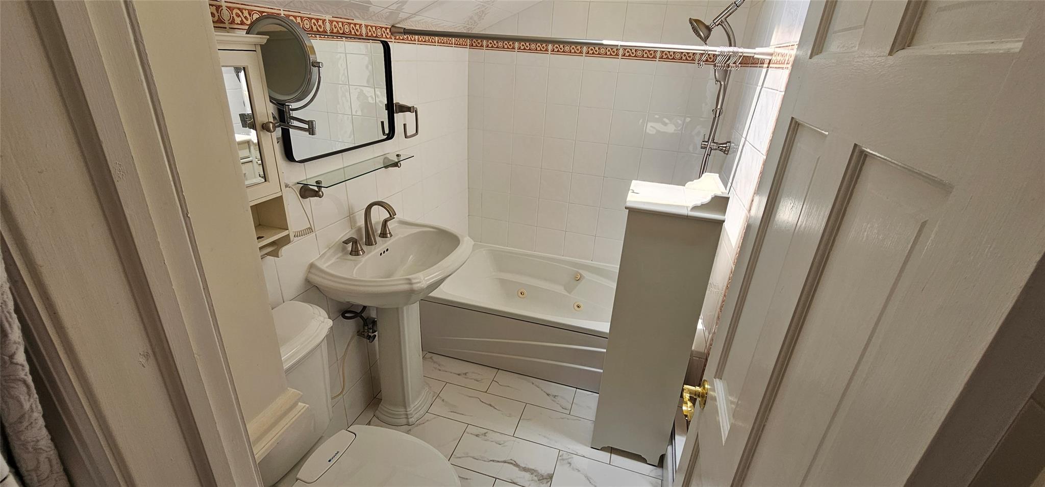 #15 photo, 32A Carroll Street, ブロンクス区 Bronx , NY 10464