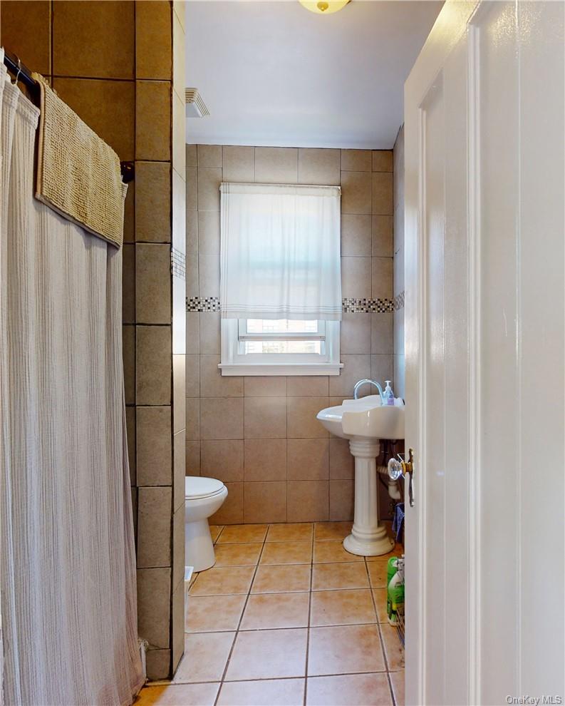 #11 photo, 14 Hamilton Avenue, New Rochelle , NY 10801