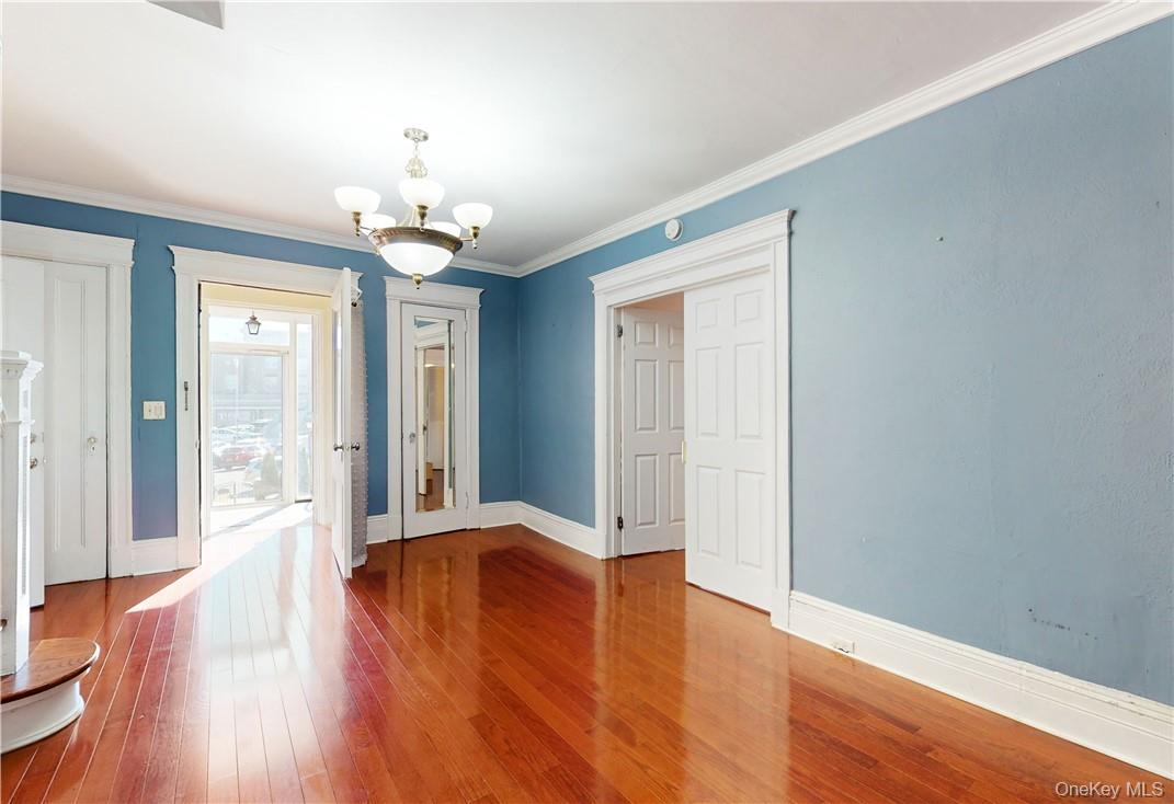 #3 photo, 14 Hamilton Avenue, New Rochelle , NY 10801