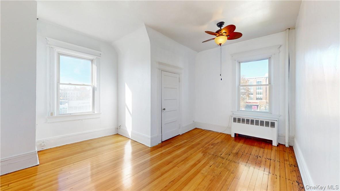 #9 photo, 14 Hamilton Avenue, New Rochelle , NY 10801