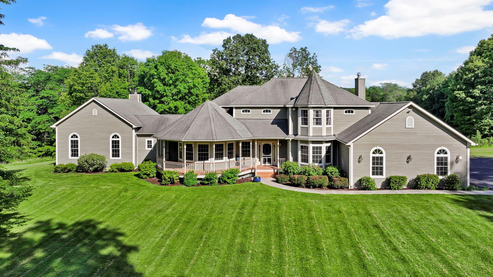 #1 photo, 7 Meadowood Road, Montgomery , NY 12549