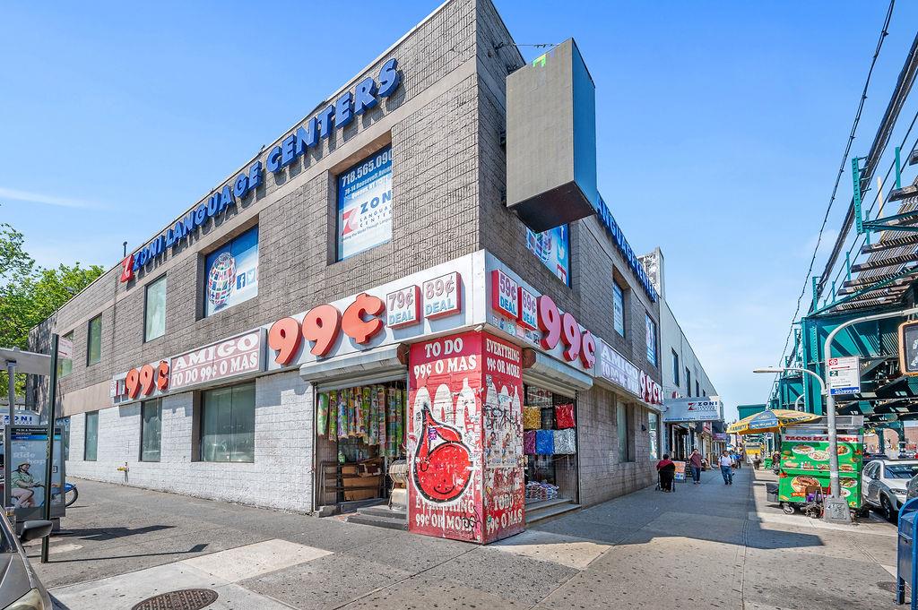 #3 photo, 7814 Roosevelt Avenue, クイーンズ区 Jackson Heights , NY 11372