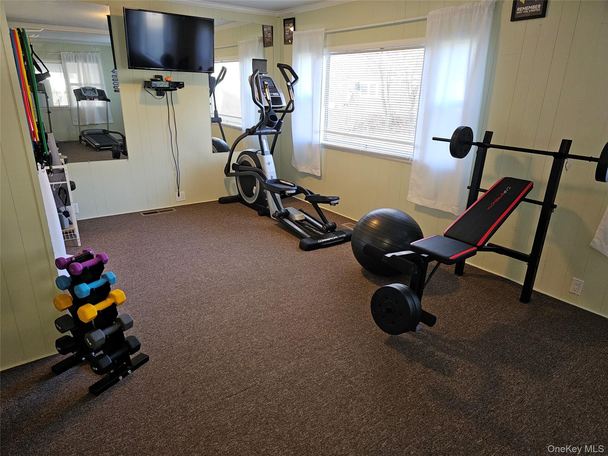 #16 photo, 1964 River Rd, Calverton , NY 11933