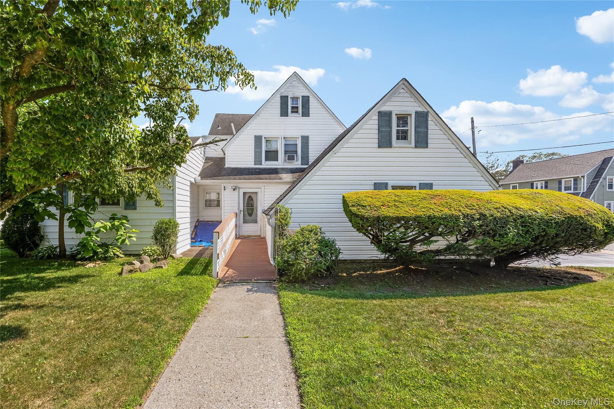 #4 photo, 24 Lawrence Avenue, ナッソー郡 Rockville Centre , NY 11570