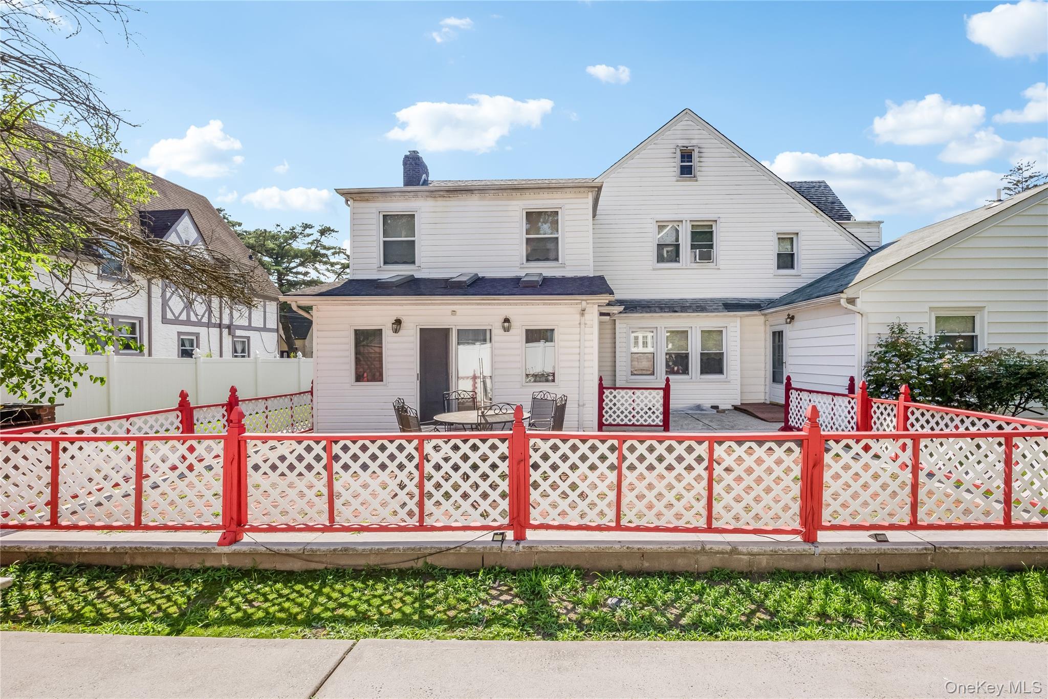 #9 photo, 24 Lawrence Avenue, ナッソー郡 Rockville Centre , NY 11570