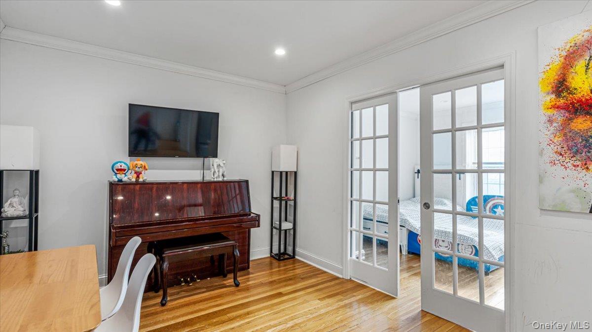 #6 photo, 90 Knightsbridge Road, ナッソー郡 Great Neck , NY 11021