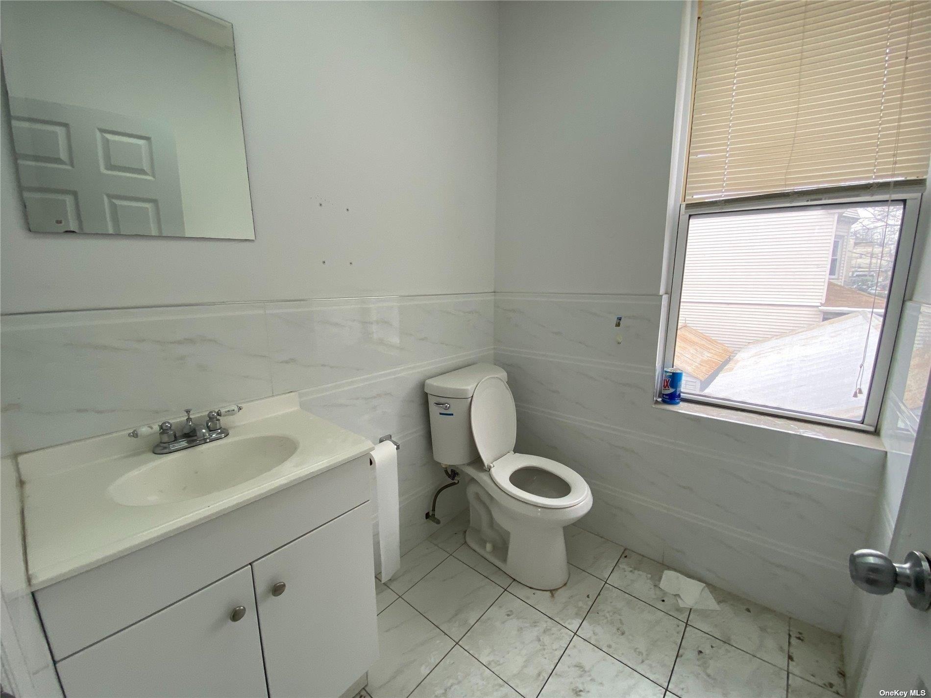 #9 photo, 120-17/19 18th Avenue, クイーンズ区 College Point , NY 11356