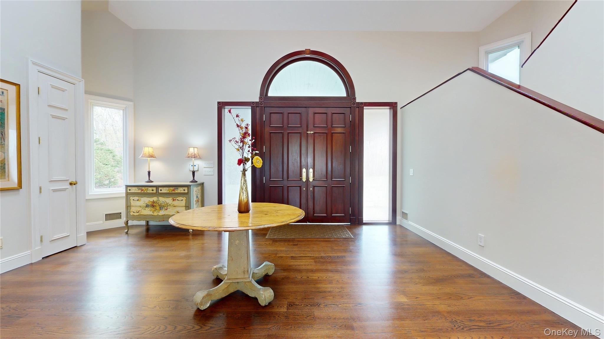 #20 photo, 124 Montauk Highway, サフォーク郡 Westhampton , NY 11977