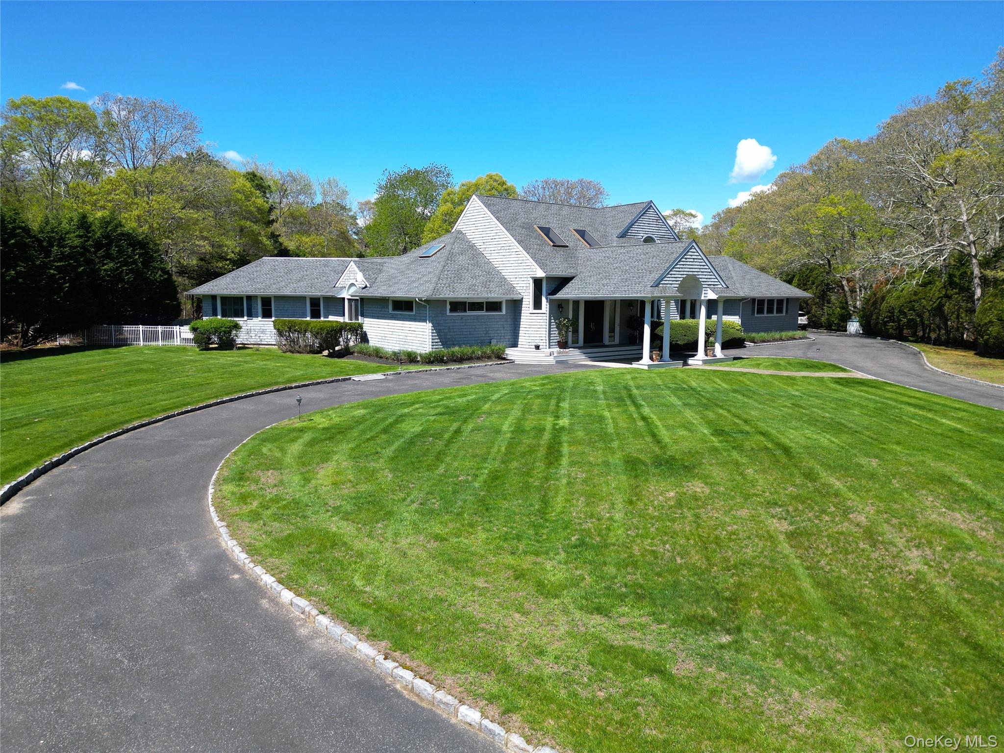 #6 photo, 124 Montauk Highway, サフォーク郡 Westhampton , NY 11977