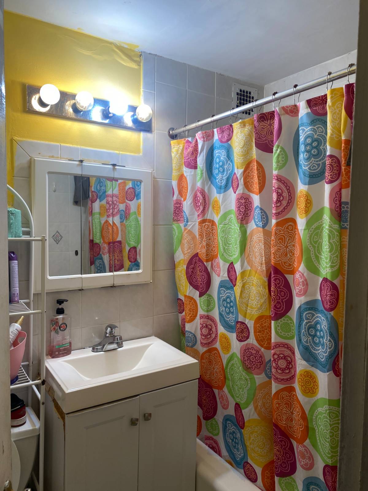 #9 photo, 98-45 57 Ave, #2H, クイーンズ区 Corona , NY 11368