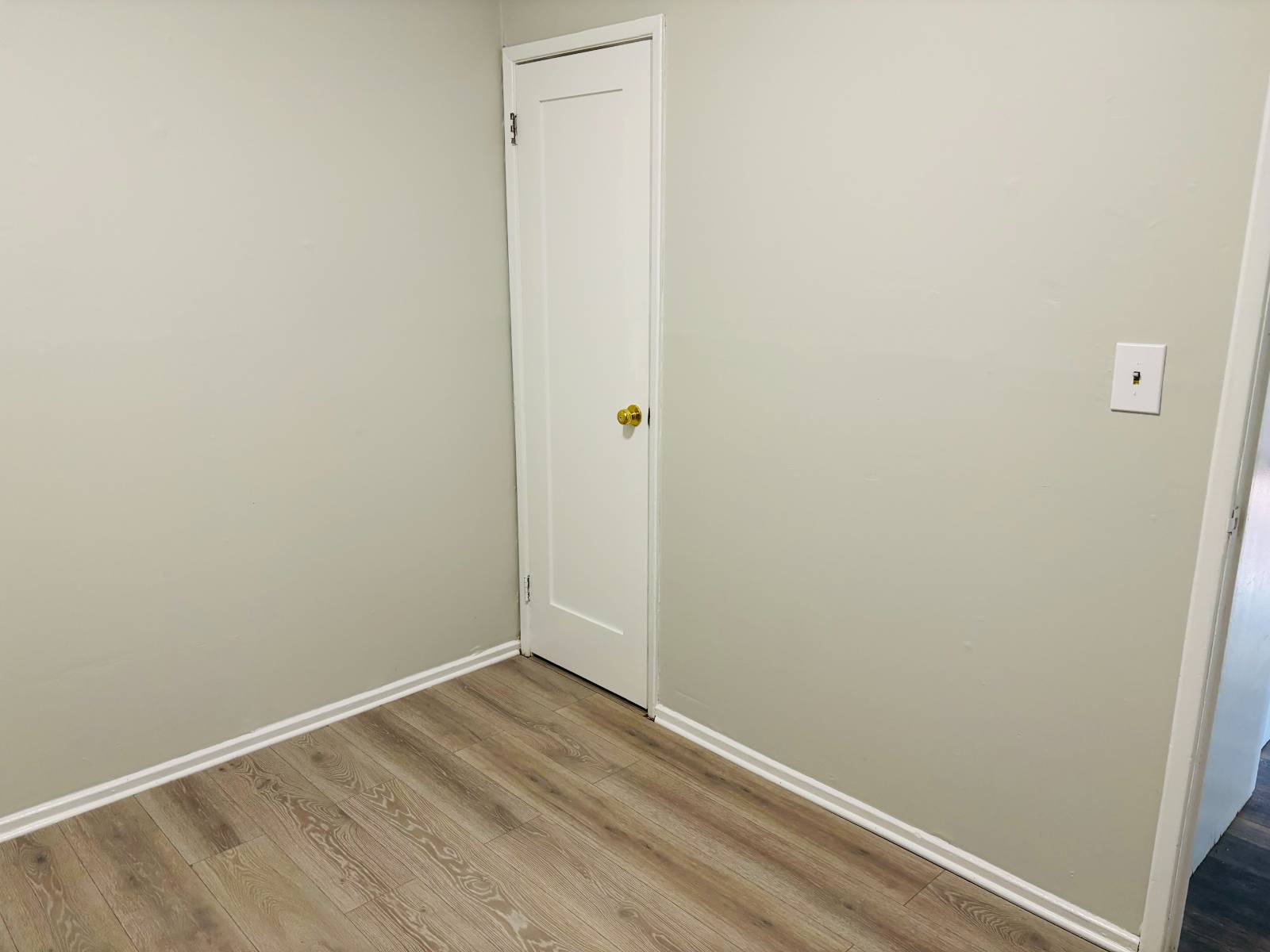 #11 photo, 27 Bryant Rd, ナッソー郡 Glen Cove , NY 11542